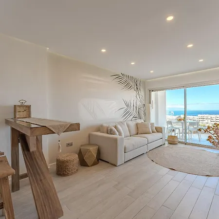 Daire Ocean Garden Sunset & Sunrise - Heated Pool - Ac - Lounge Zone