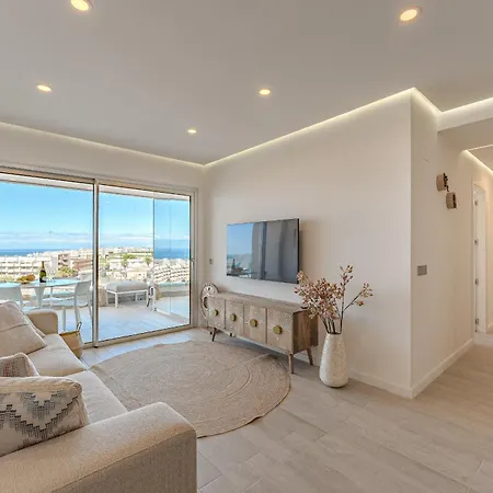 Ocean Garden Sunset & Sunrise - Heated Pool - Ac - Lounge Zone *