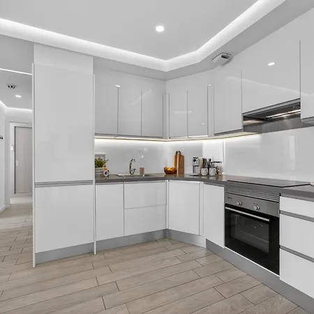 Daire Ocean Garden Sunset & Sunrise - Heated Pool - Ac - Lounge Zone