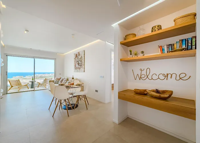Ocean Garden Sunset & Sunrise - Heated Pool Appartement *